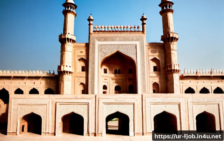 سائبر سیکیورٹی ماہر کیا کرتا ہے اور اس شعبے میں کیریئر کیسے شروع کریں؟ 4 사이버 보안 전문가 관련 이미지 2